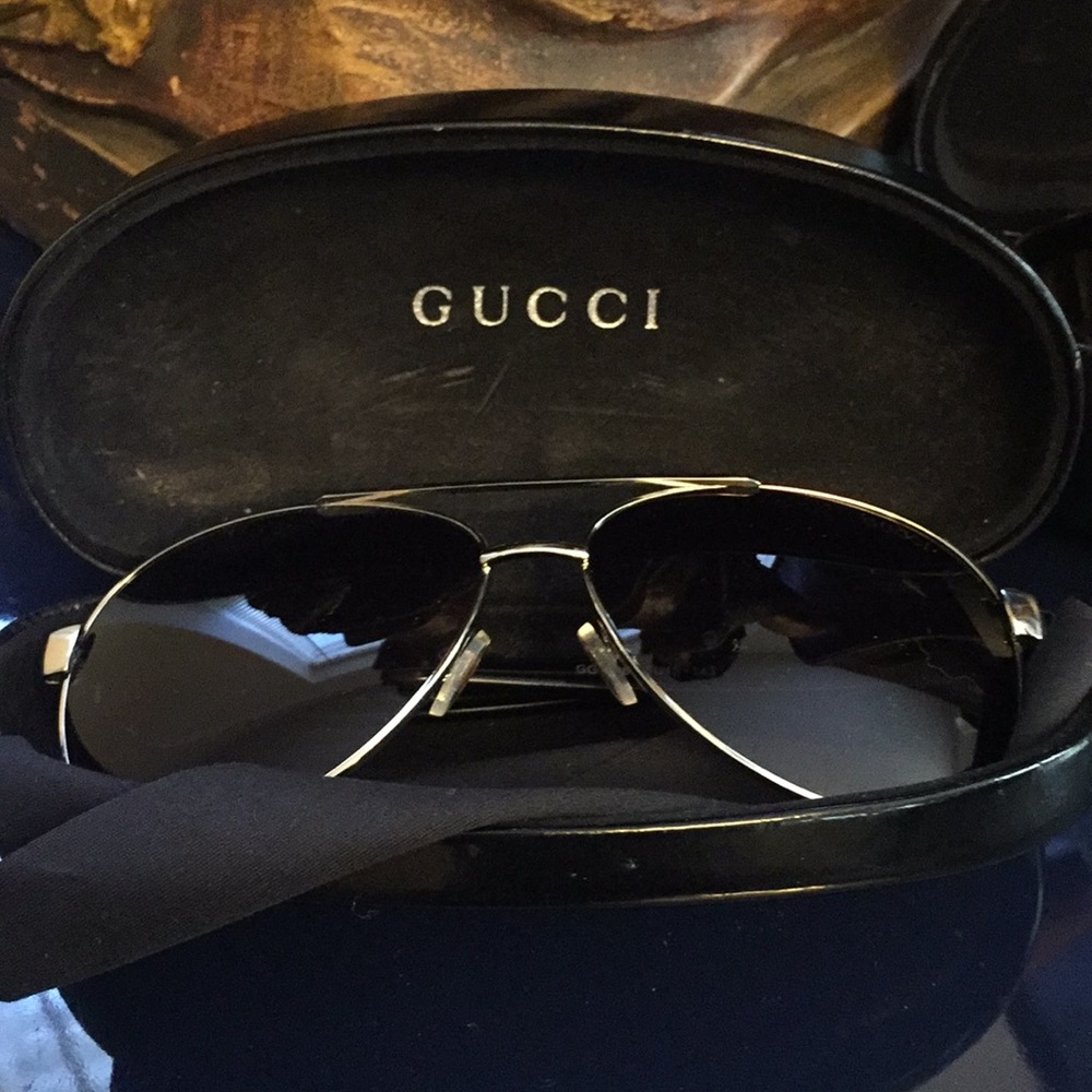 Gucci - Picture 2 of 13